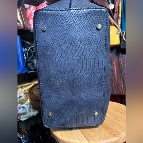 Gianni Bini Blue Croc Embossed Shoulder Bag​​ - Picture 8 of 13